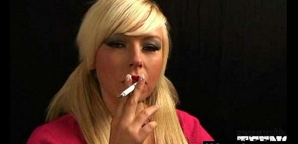  Hot Crazy Smoking Mature Secretly Screwed